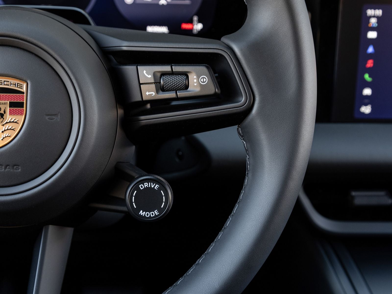 2026 Porsche Macan 4 Electric