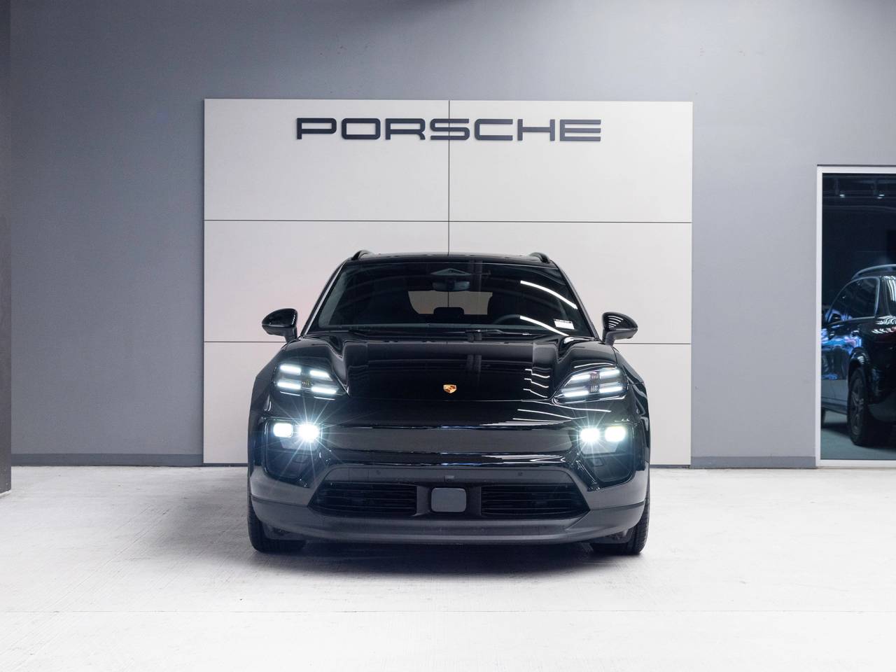 2026 Porsche Macan 4 Electric