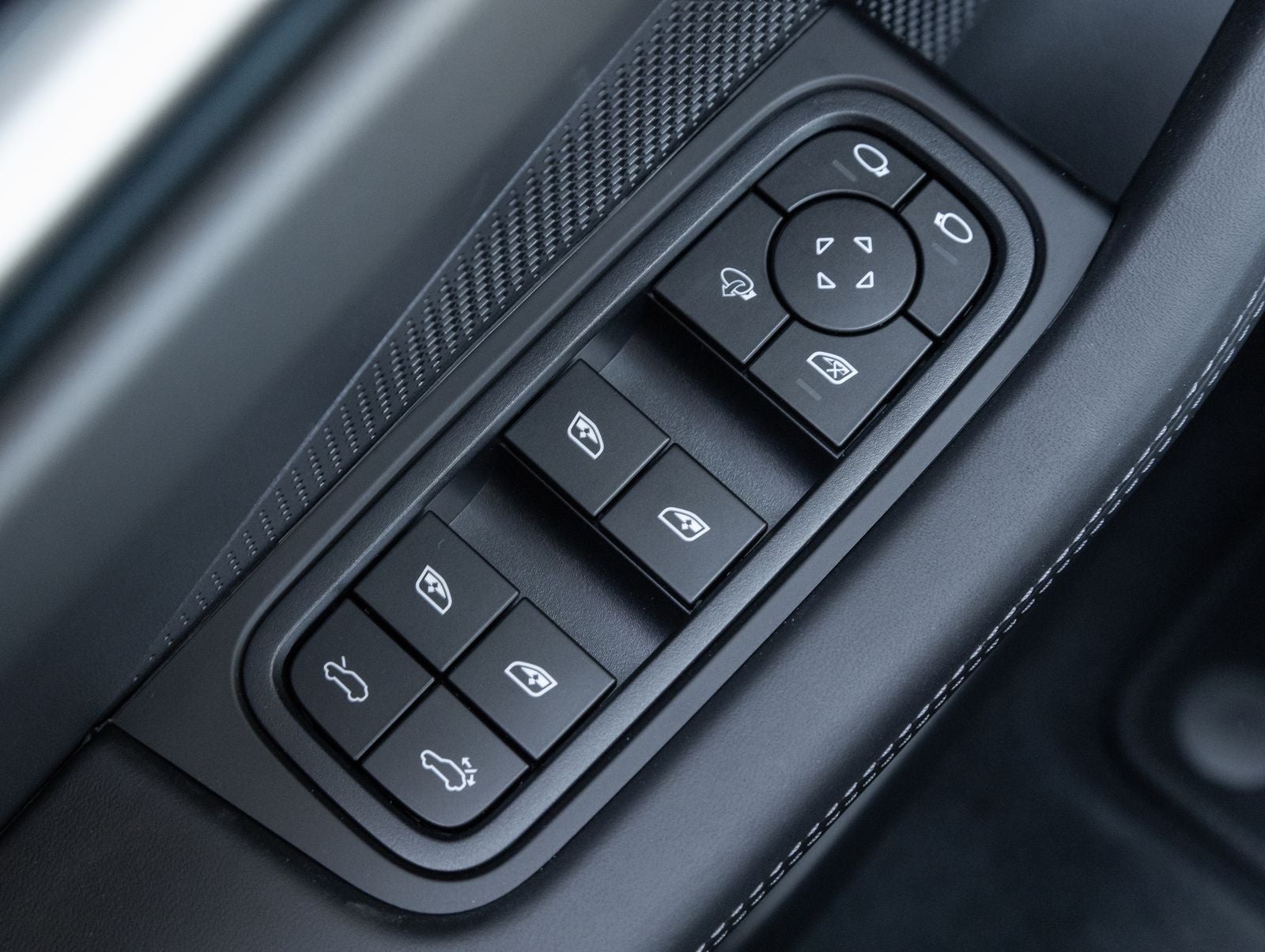 2026 Porsche Macan Macan 4 Electric