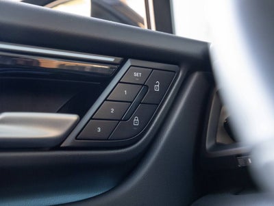 2026 Porsche Macan Macan 4 Electric