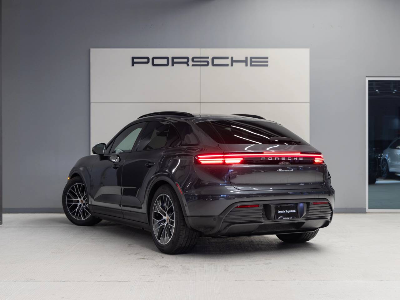 2026 Porsche Macan Macan 4 Electric