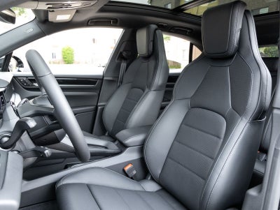 2026 Porsche Macan 4 Electric