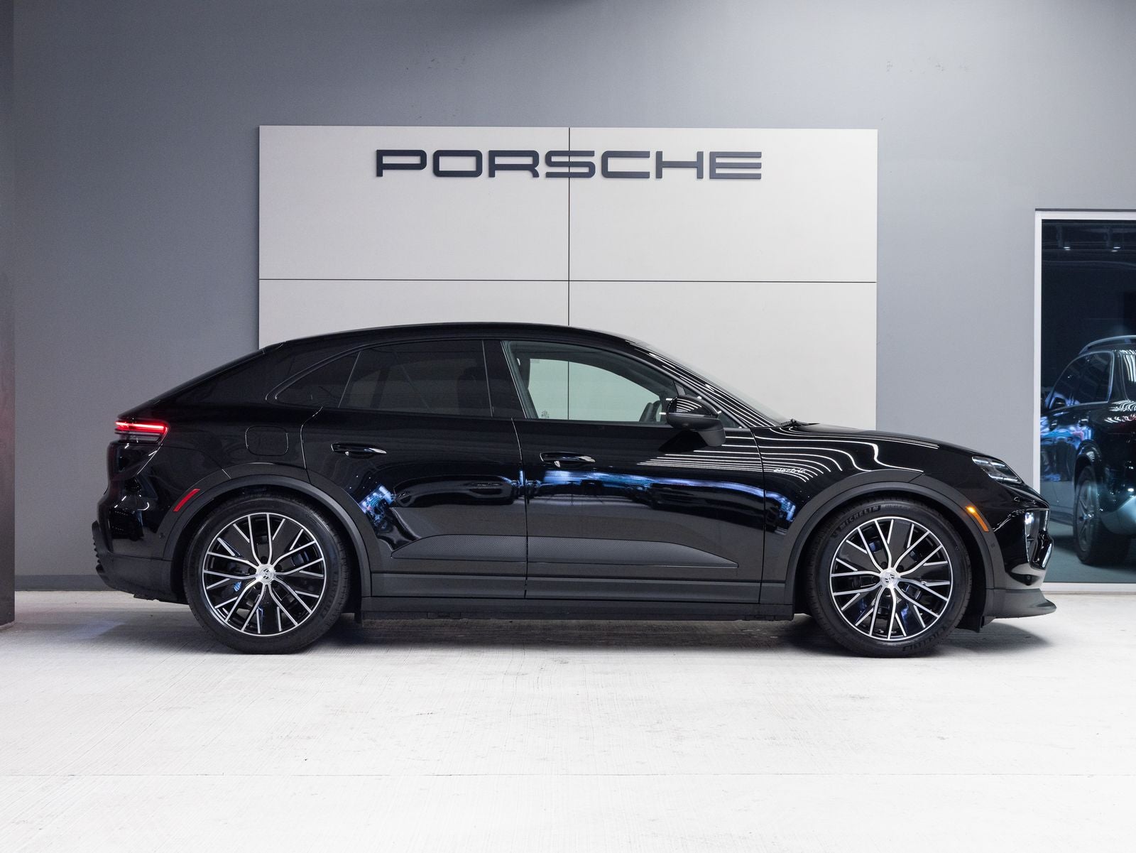 2026 Porsche Macan 4 Electric