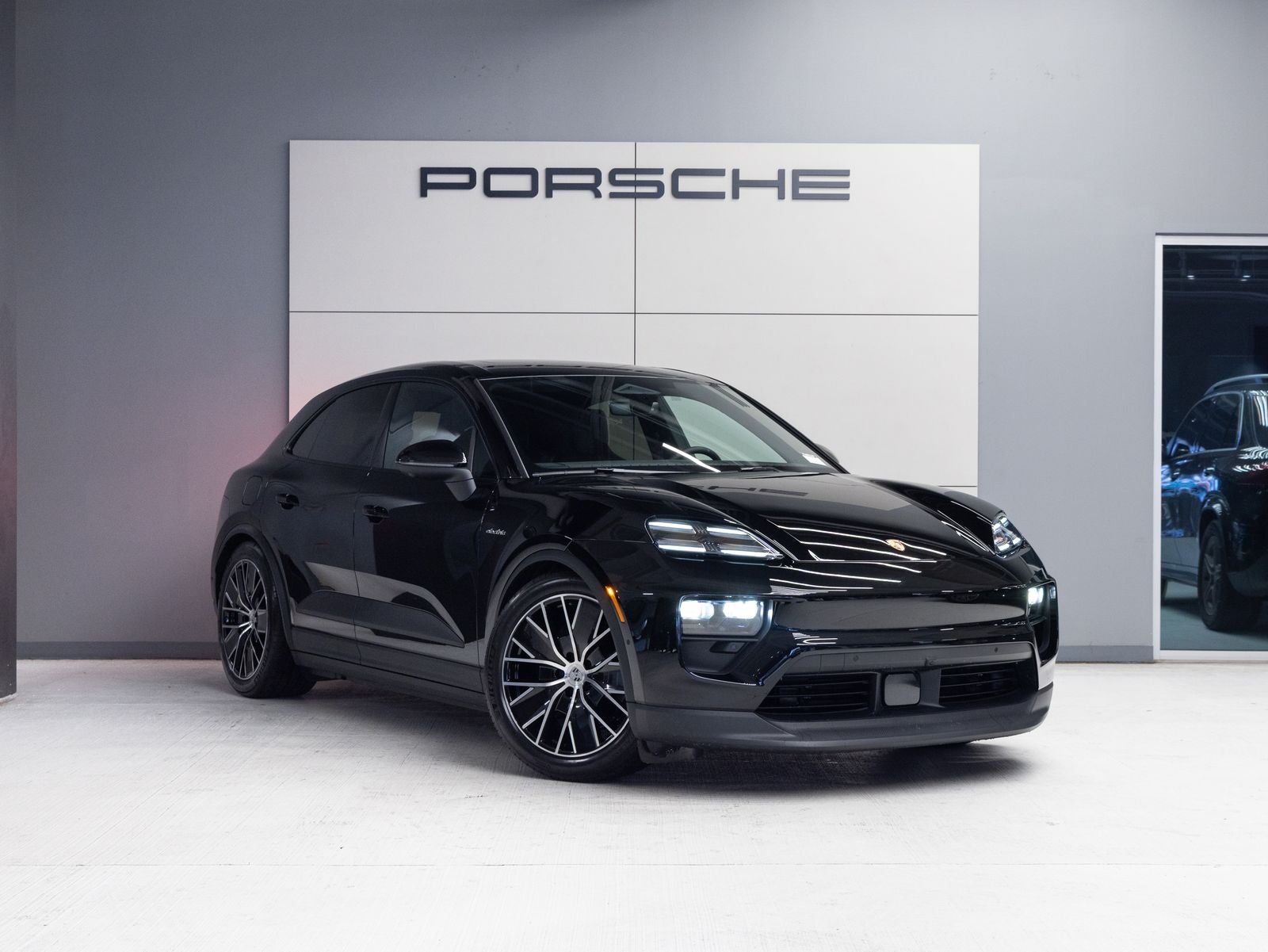 2026 Porsche Macan 4 Electric