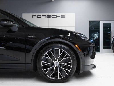 2026 Porsche Macan 4 Electric