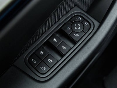 2026 Porsche Macan 4 Electric