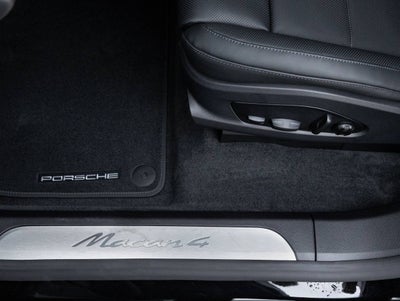 2026 Porsche Macan 4 Electric