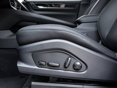 2026 Porsche Macan 4 Electric