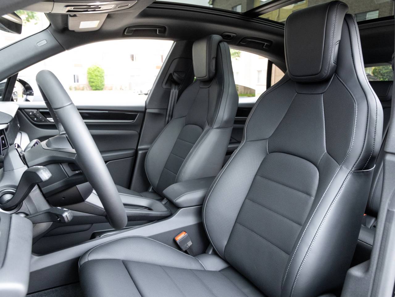 2026 Porsche Macan 4 Electric