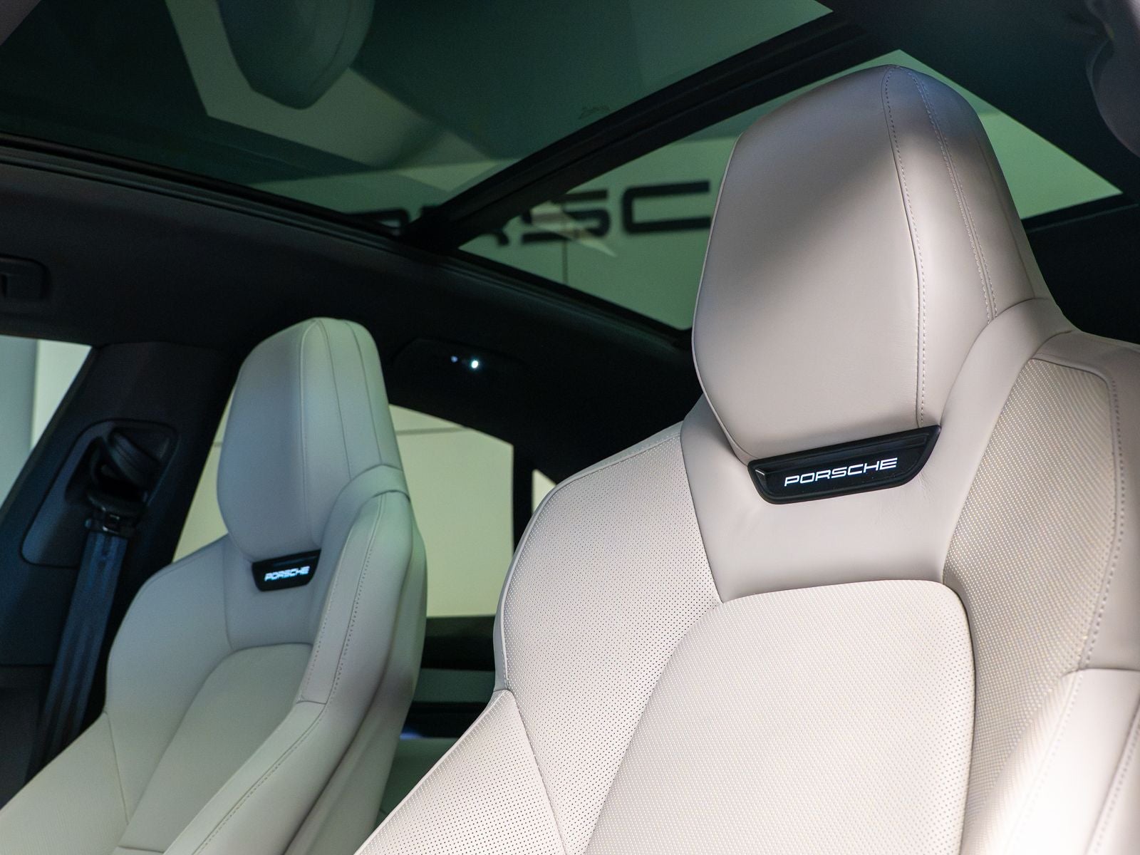 2024 Porsche Macan Macan 4