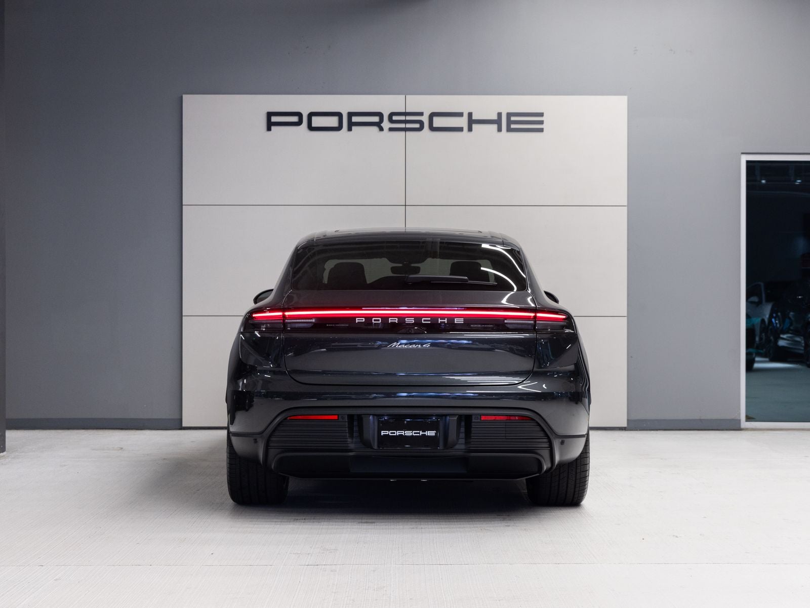 2026 Porsche Macan 4 Electric