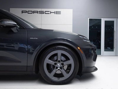 2026 Porsche Macan 4 Electric