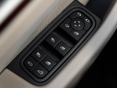 2026 Porsche Macan 4 Electric