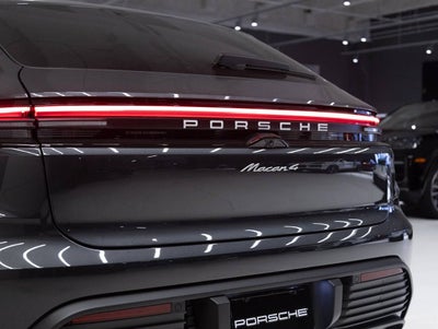 2026 Porsche Macan 4 Electric