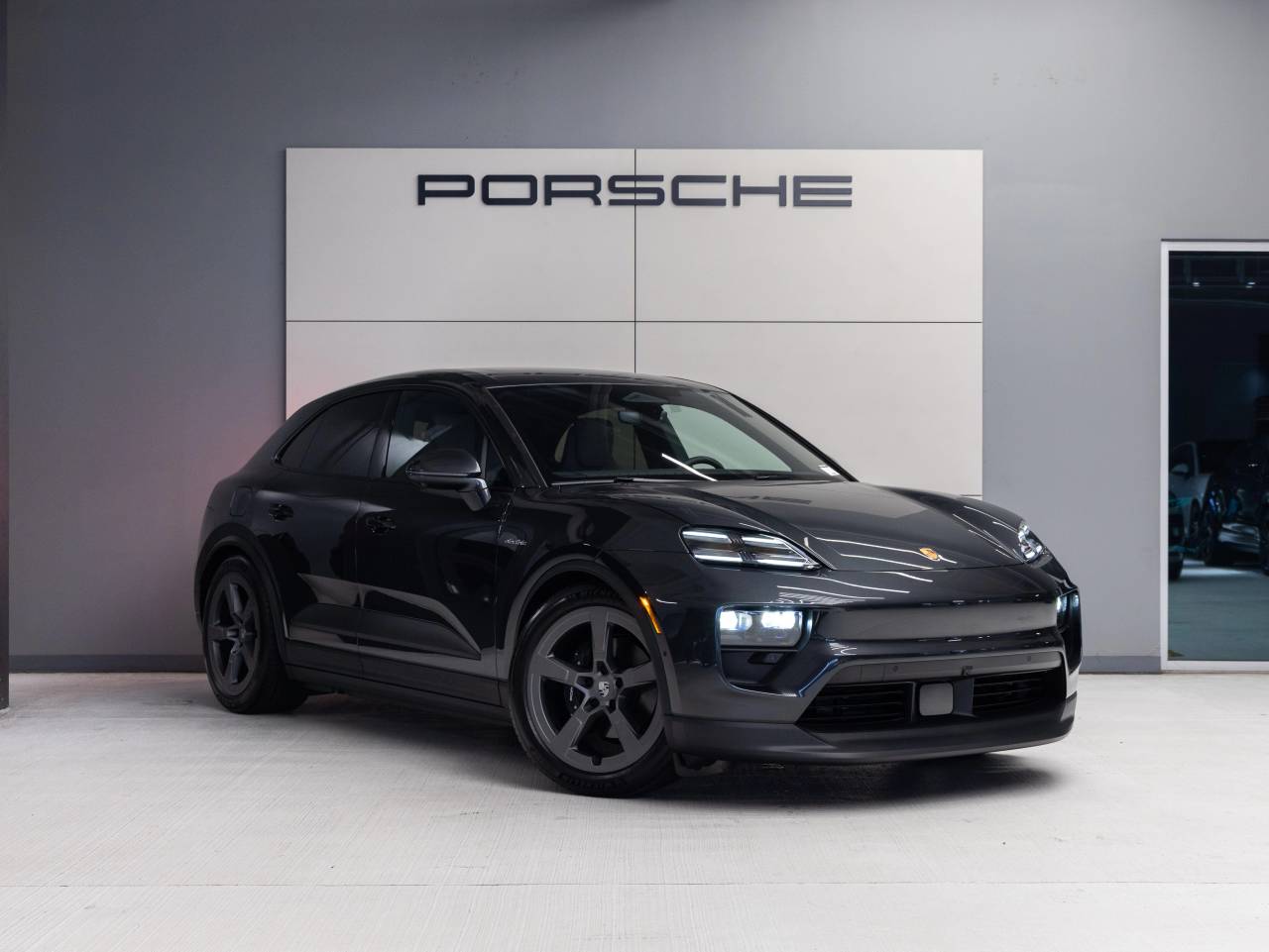 2026 Porsche Macan 4 Electric