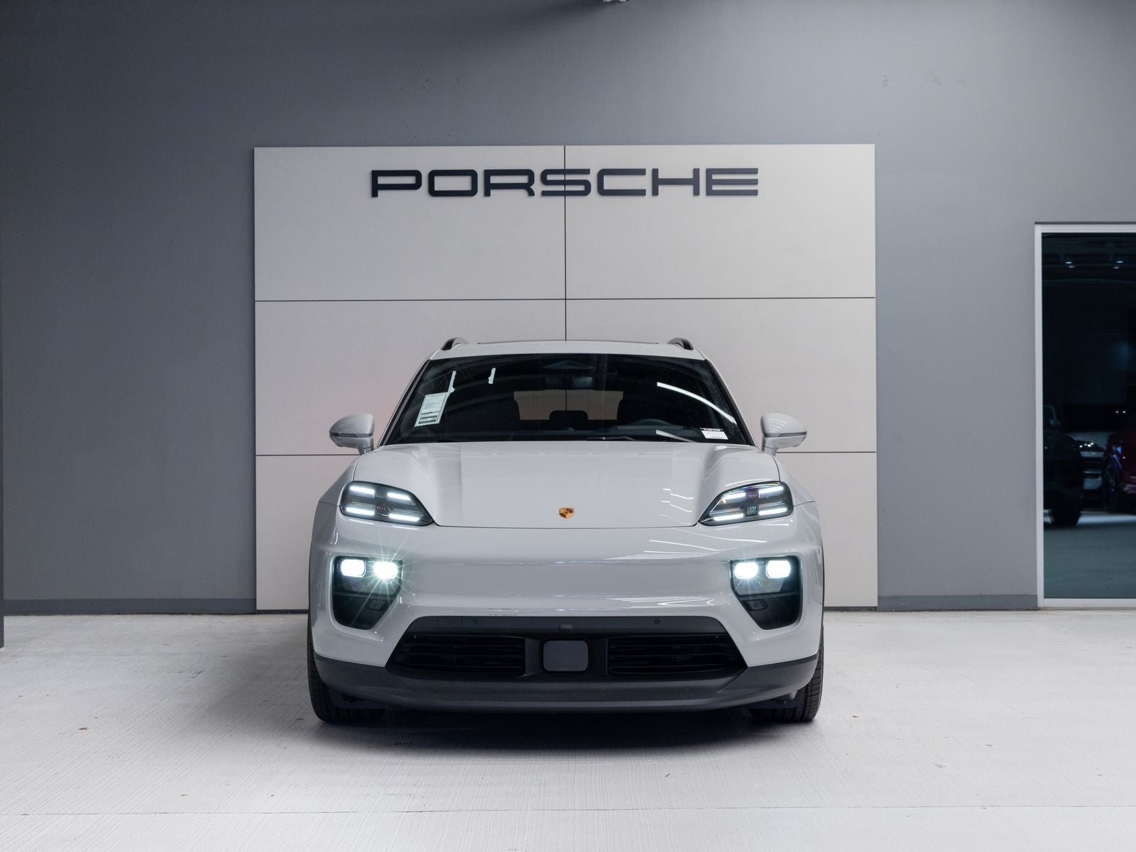 2026 Porsche Macan 4 Electric