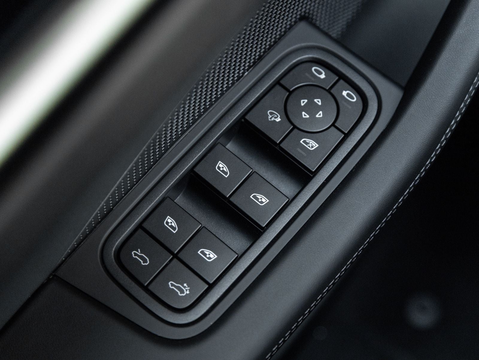 2026 Porsche Macan 4 Electric