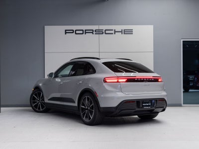 2026 Porsche Macan 4 Electric