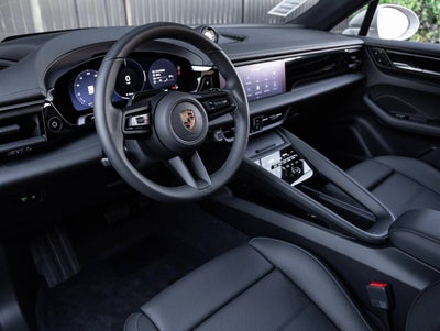 2026 Porsche Macan 4 Electric