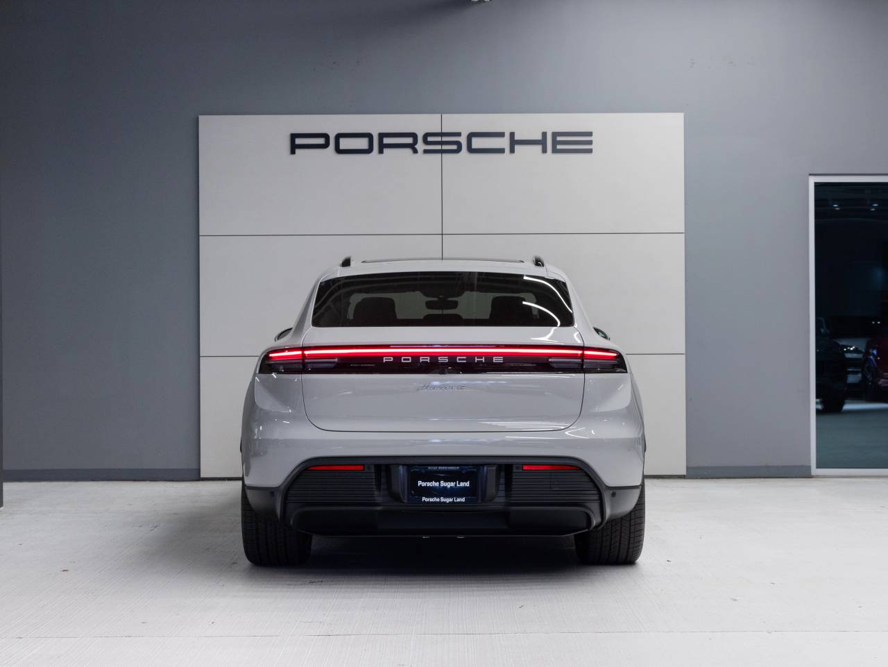 2026 Porsche Macan 4 Electric