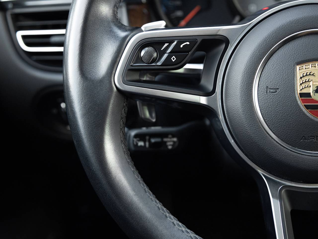 2020 Porsche Macan Macan S (MY20)