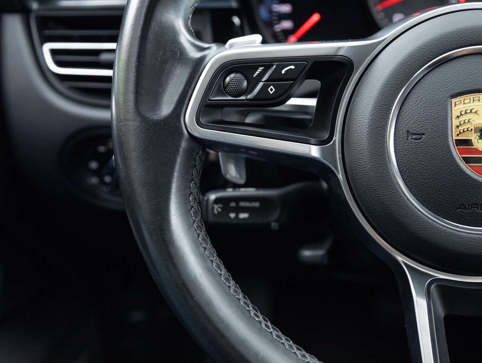 2021 Porsche Macan S