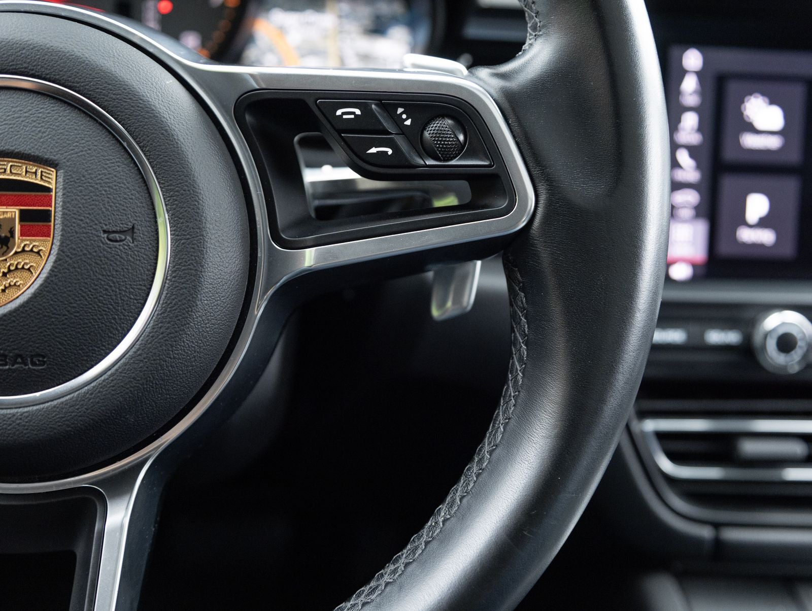 2021 Porsche Macan S