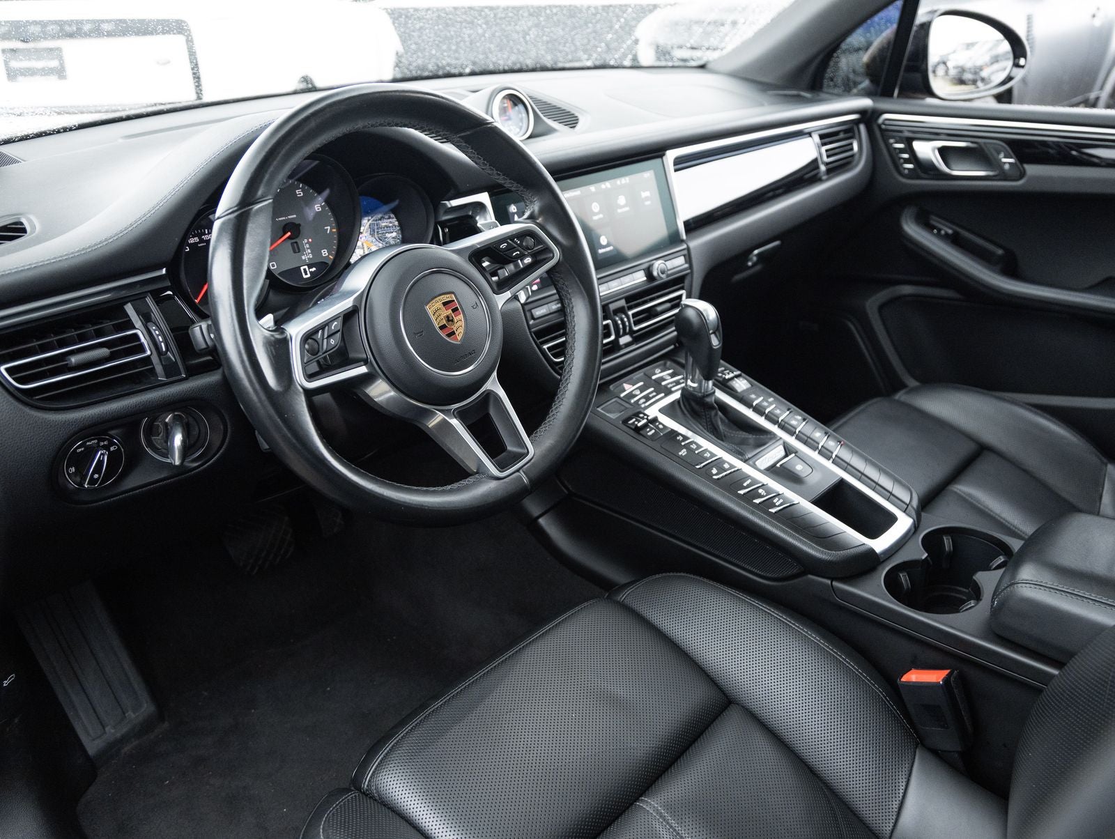 2021 Porsche Macan S