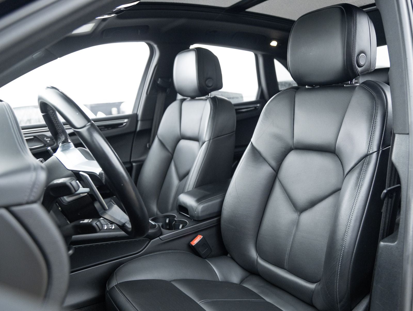 2021 Porsche Macan S