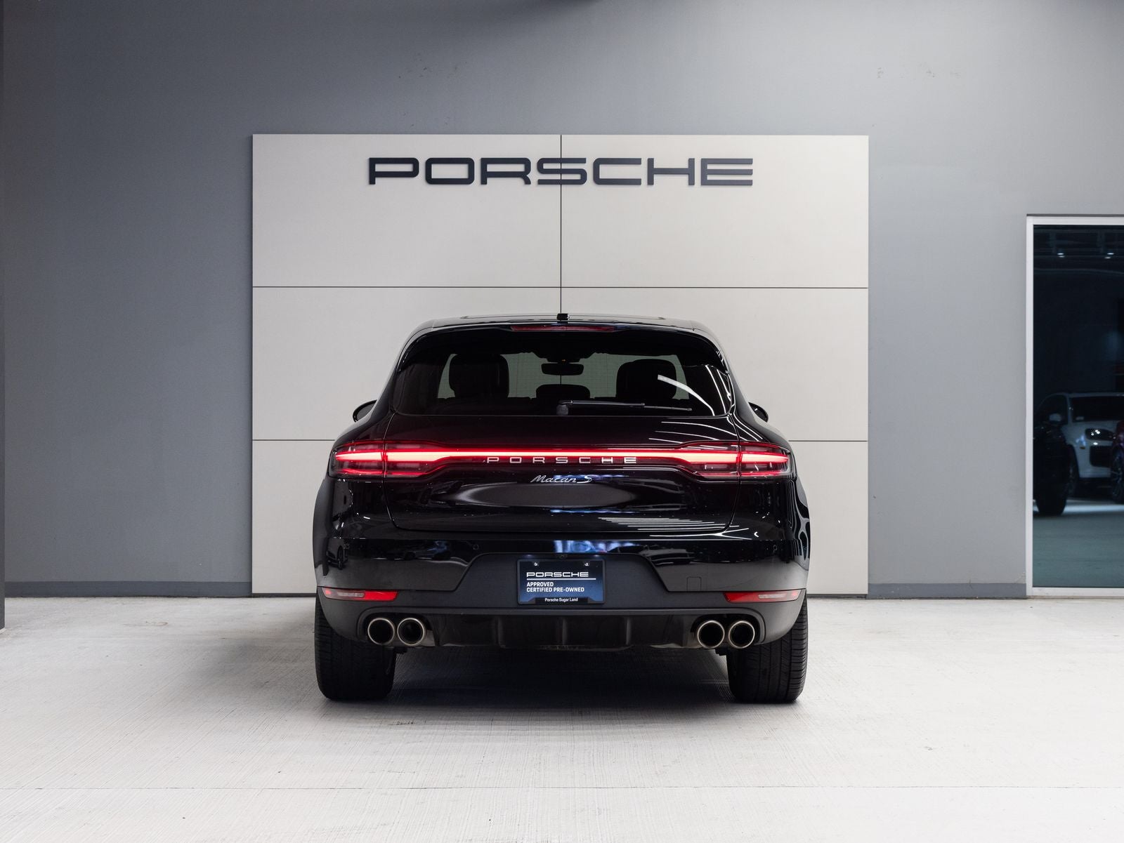 2021 Porsche Macan S