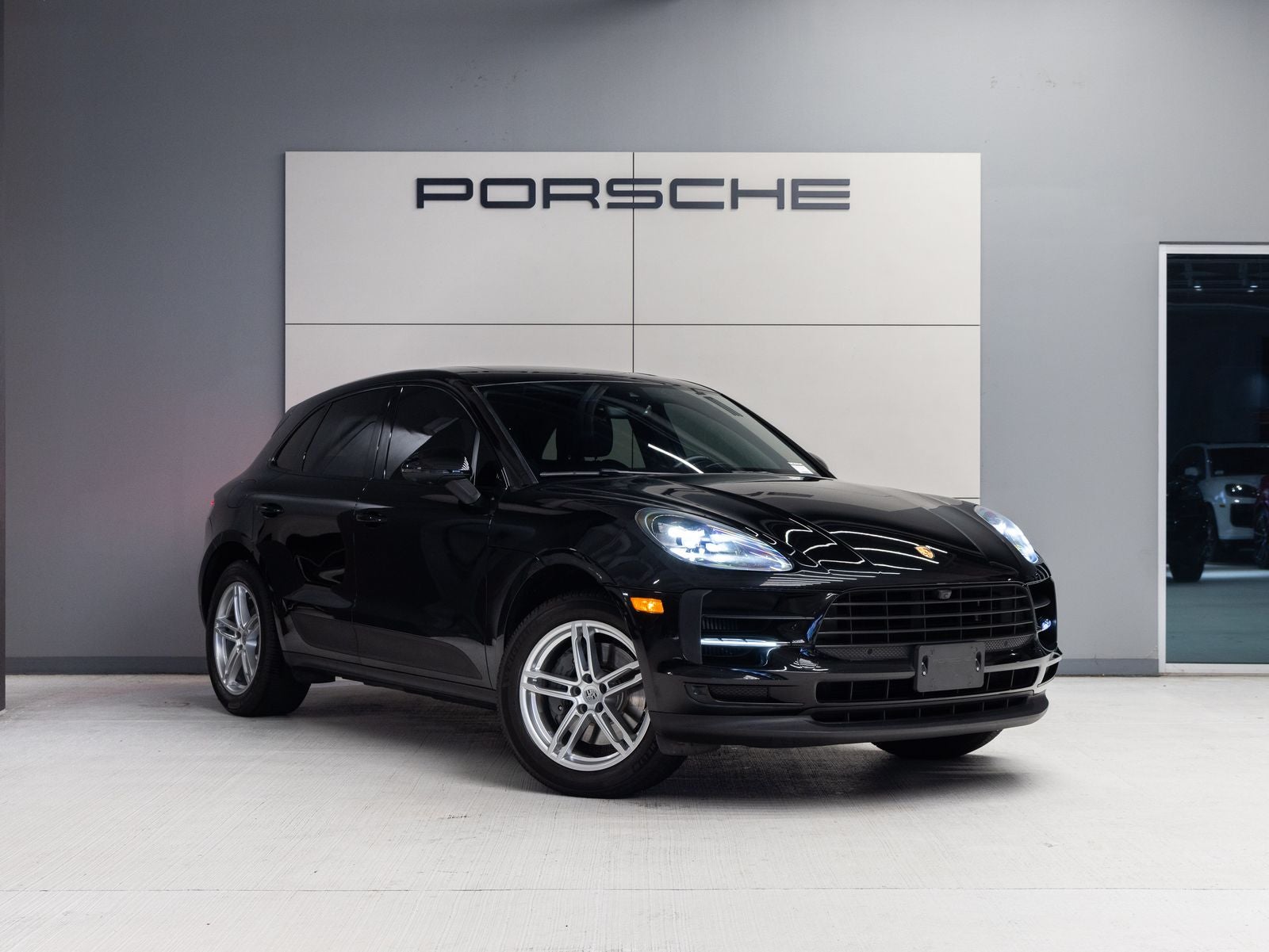 2021 Porsche Macan S