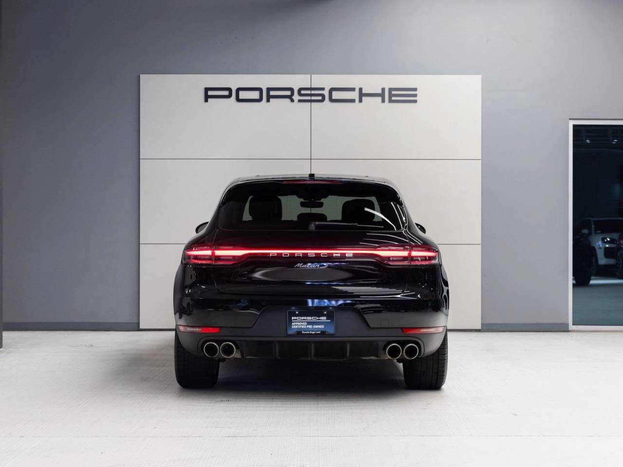 2021 Porsche Macan S