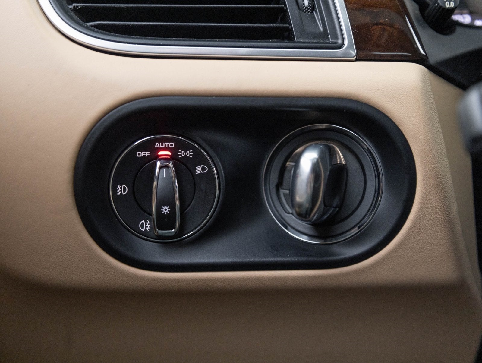 2018 Porsche Macan Macan S