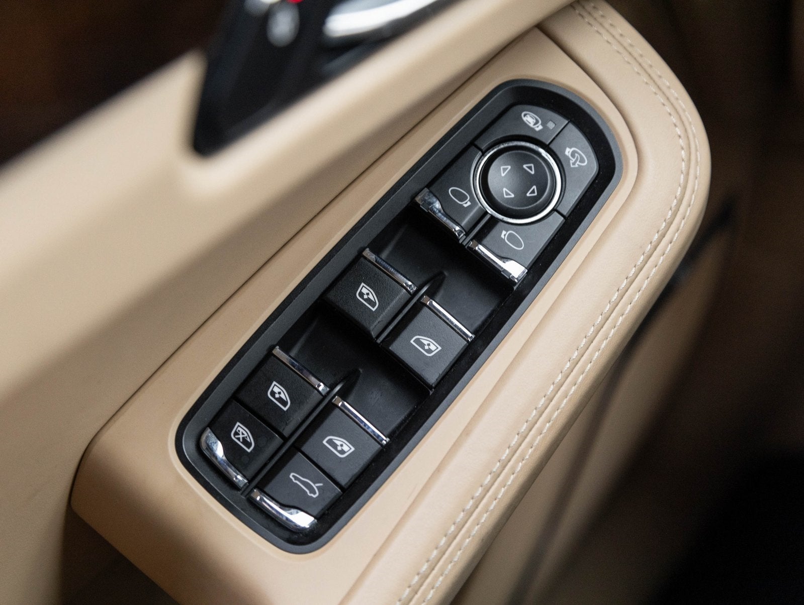 2018 Porsche Macan Macan S