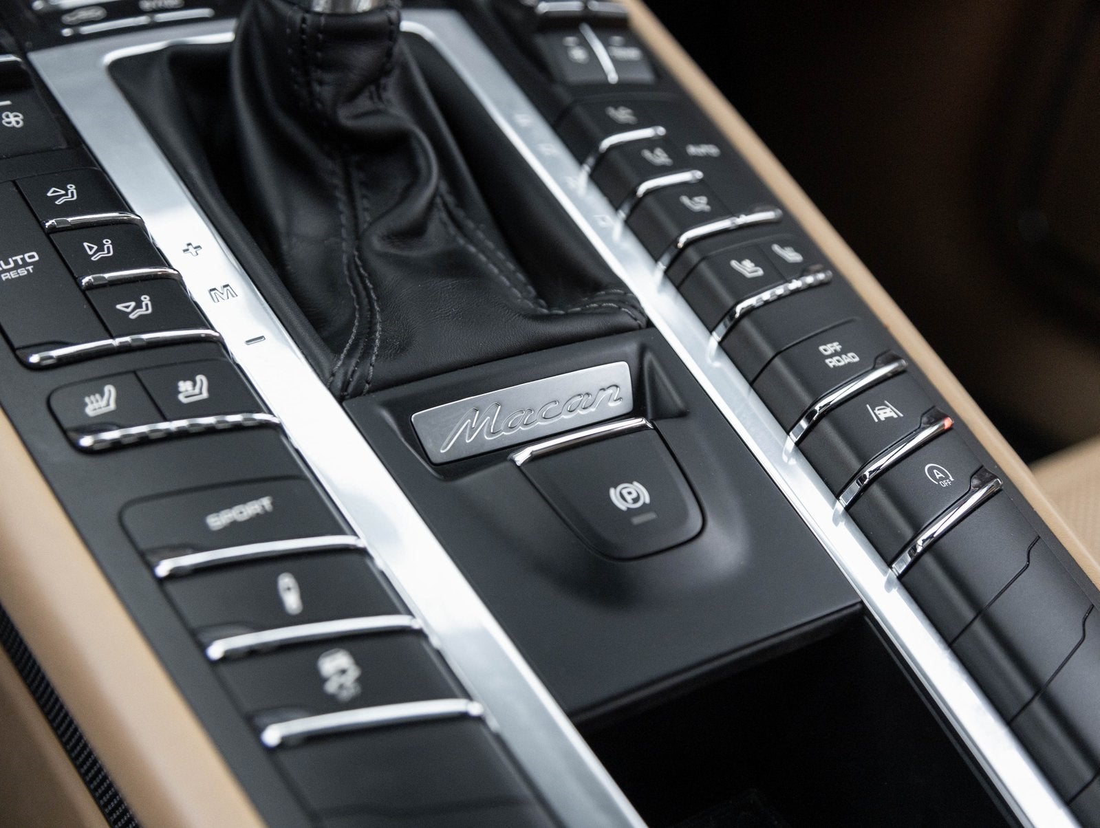 2018 Porsche Macan Macan S