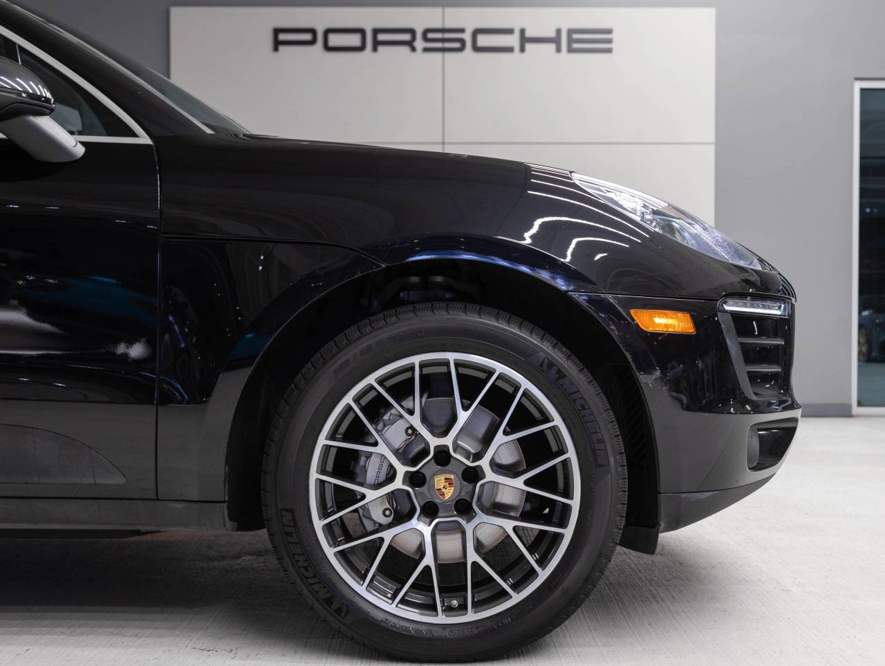 2018 Porsche Macan Macan S