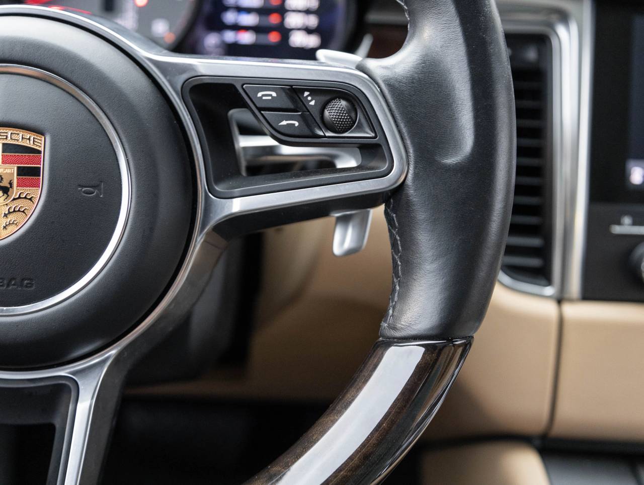 2018 Porsche Macan Macan S