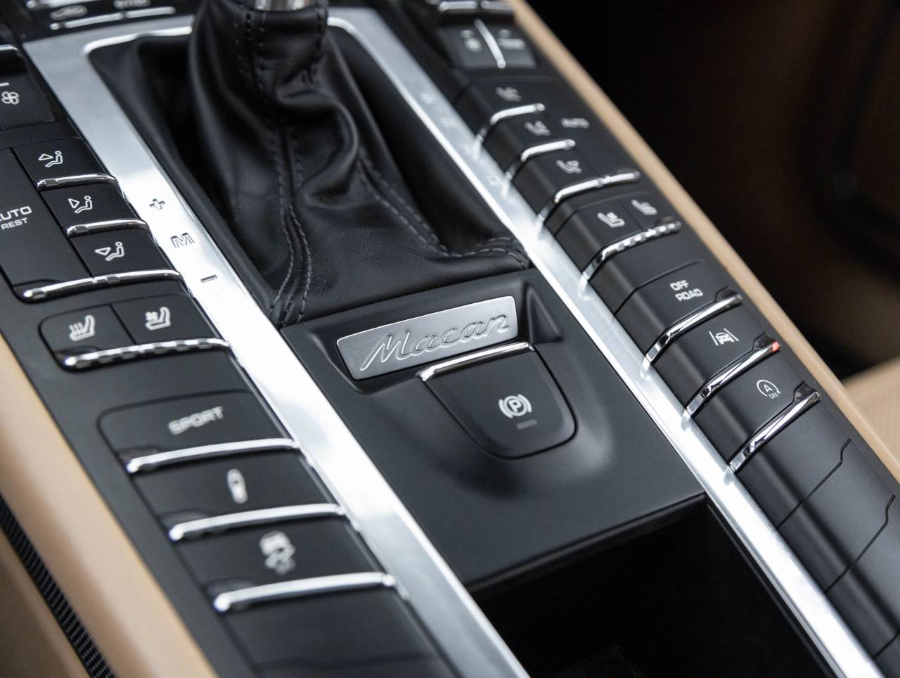 2018 Porsche Macan Macan S