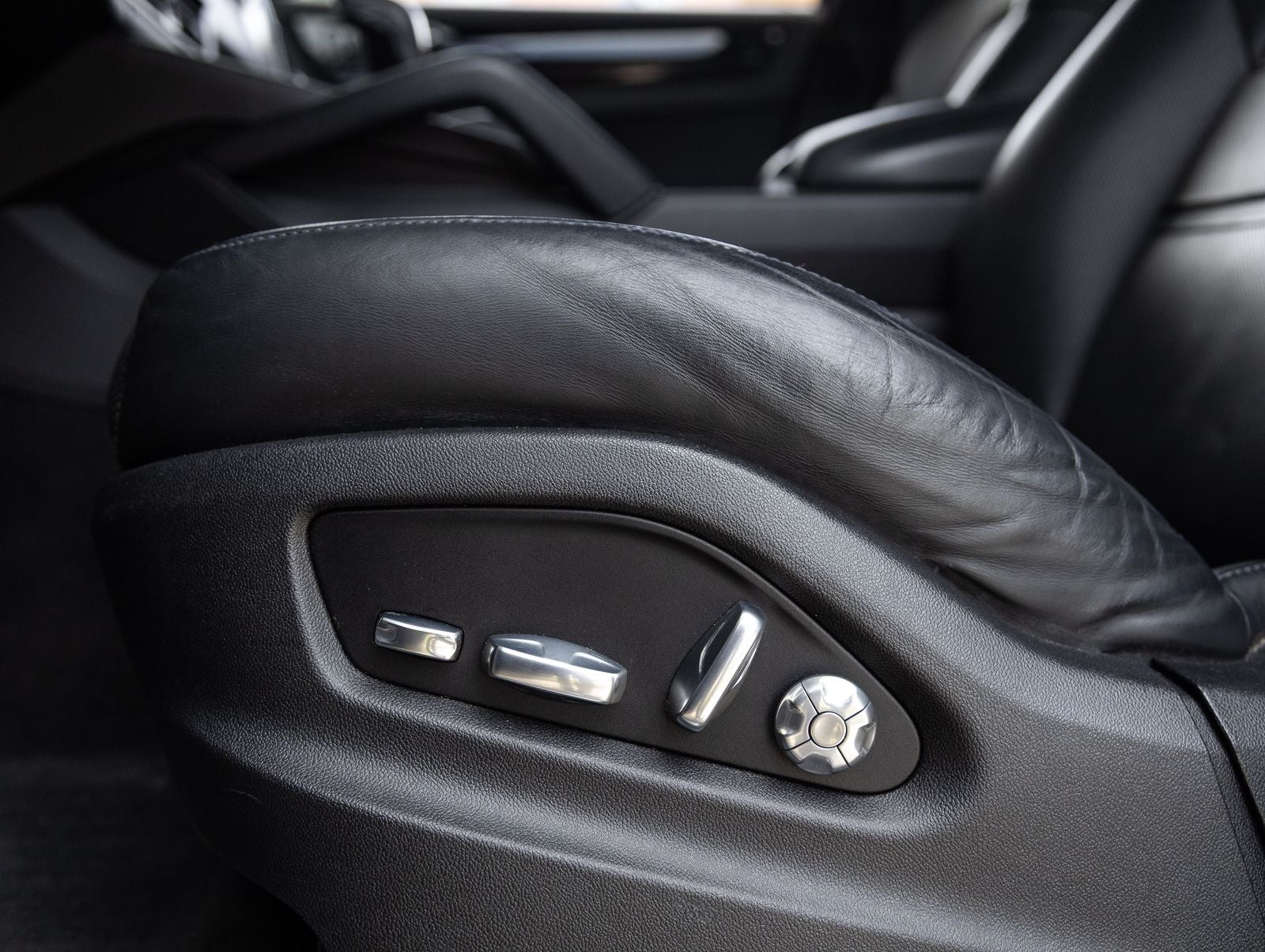 2021 Porsche Cayenne S