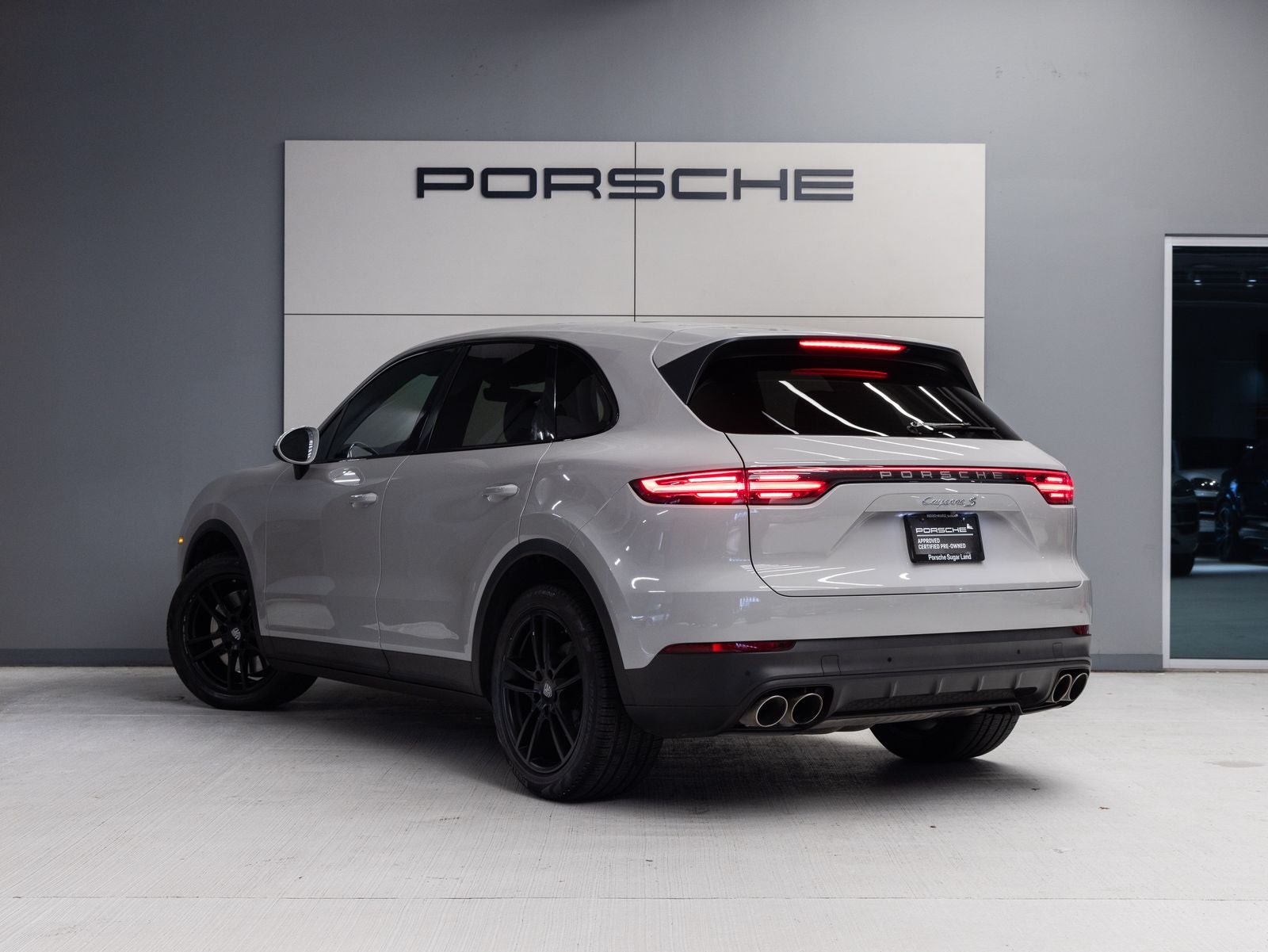 2021 Porsche Cayenne S