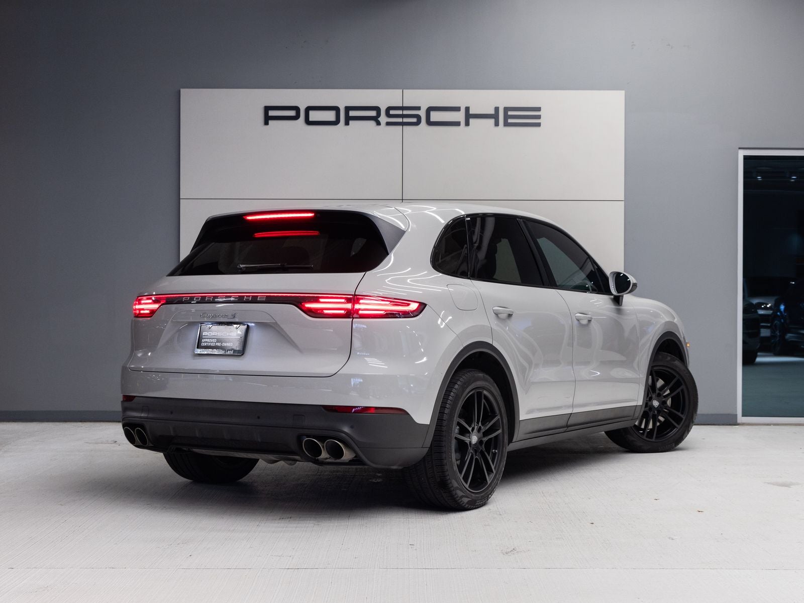2021 Porsche Cayenne S