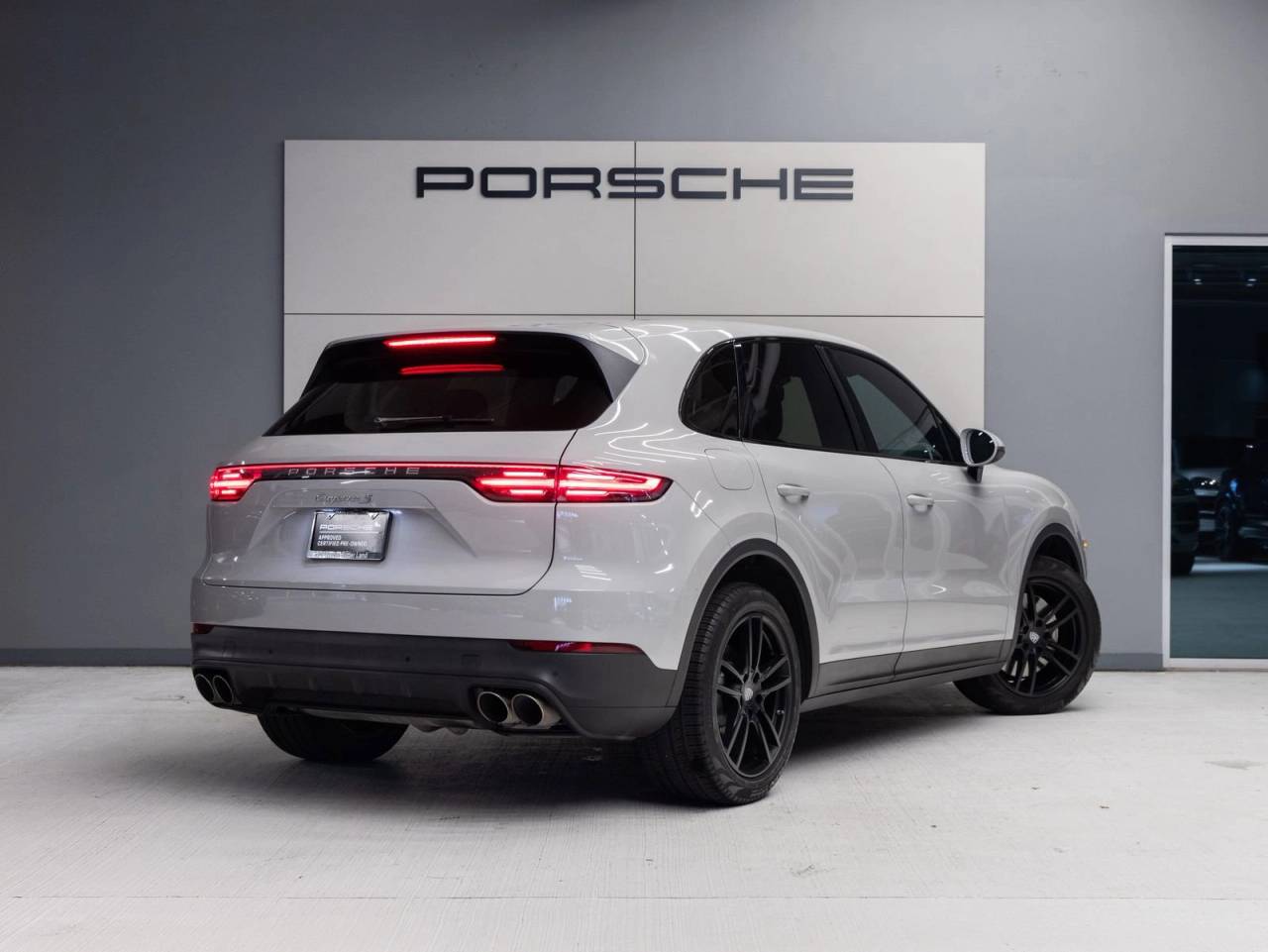 2021 Porsche Cayenne S
