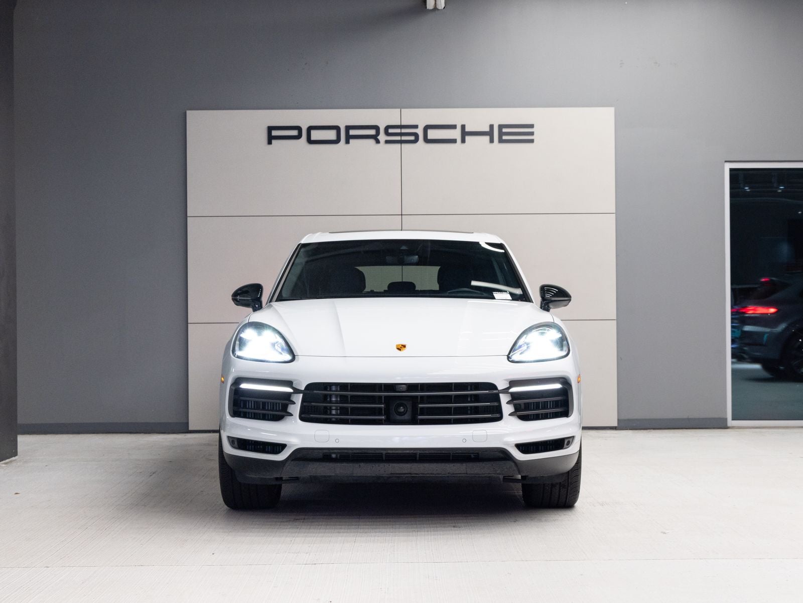 2023 Porsche Cayenne S Platinum Edition
