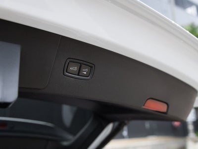 2023 Porsche Cayenne S Platinum Edition