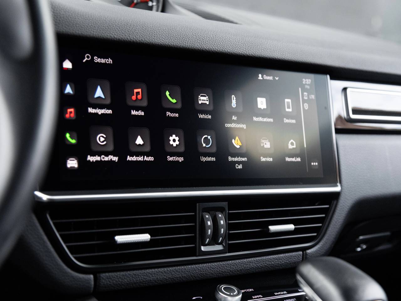 2023 Porsche Cayenne S Platinum Edition