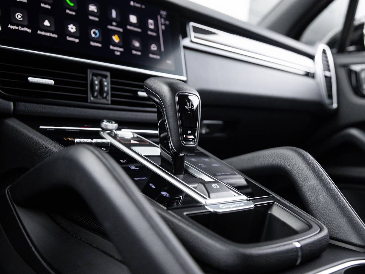 2023 Porsche Cayenne S Platinum Edition