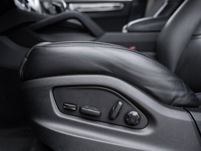 2023 Porsche Cayenne S Platinum Edition