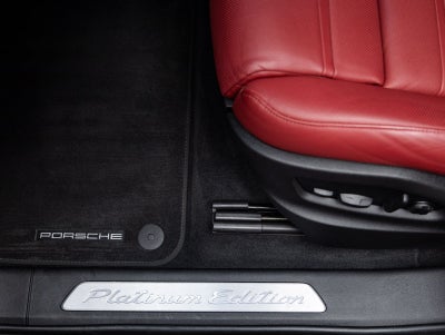 2023 Porsche Cayenne S Platinum Edition
