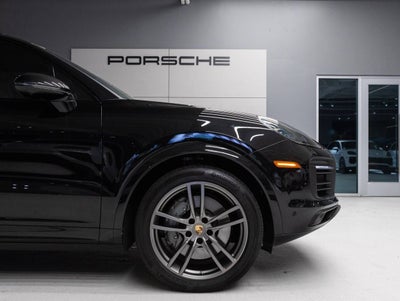 2023 Porsche Cayenne S Platinum Edition