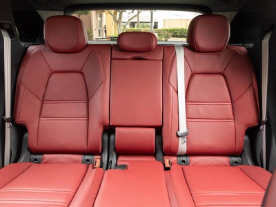 2023 Porsche Cayenne S Platinum Edition